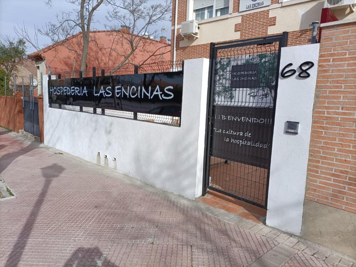 Hostal Las Encinas 비야비씨오사데오돈 외부 사진